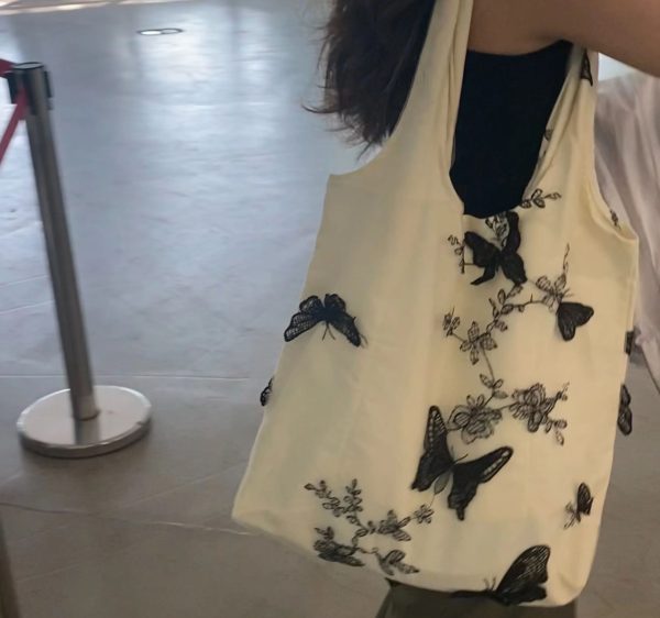 Vintage embroidered crossbody bag Black Butterfly lace Canvas Bags for women Casual Arts shoulder bag
