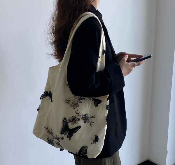 Vintage embroidered crossbody bag Black Butterfly lace Canvas Bags for women Casual Arts shoulder bag